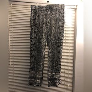 Mid rise patterned pants